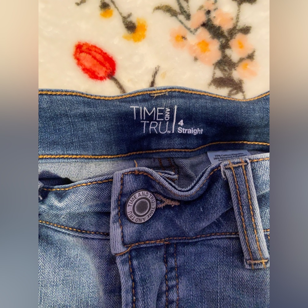 women’s jeans